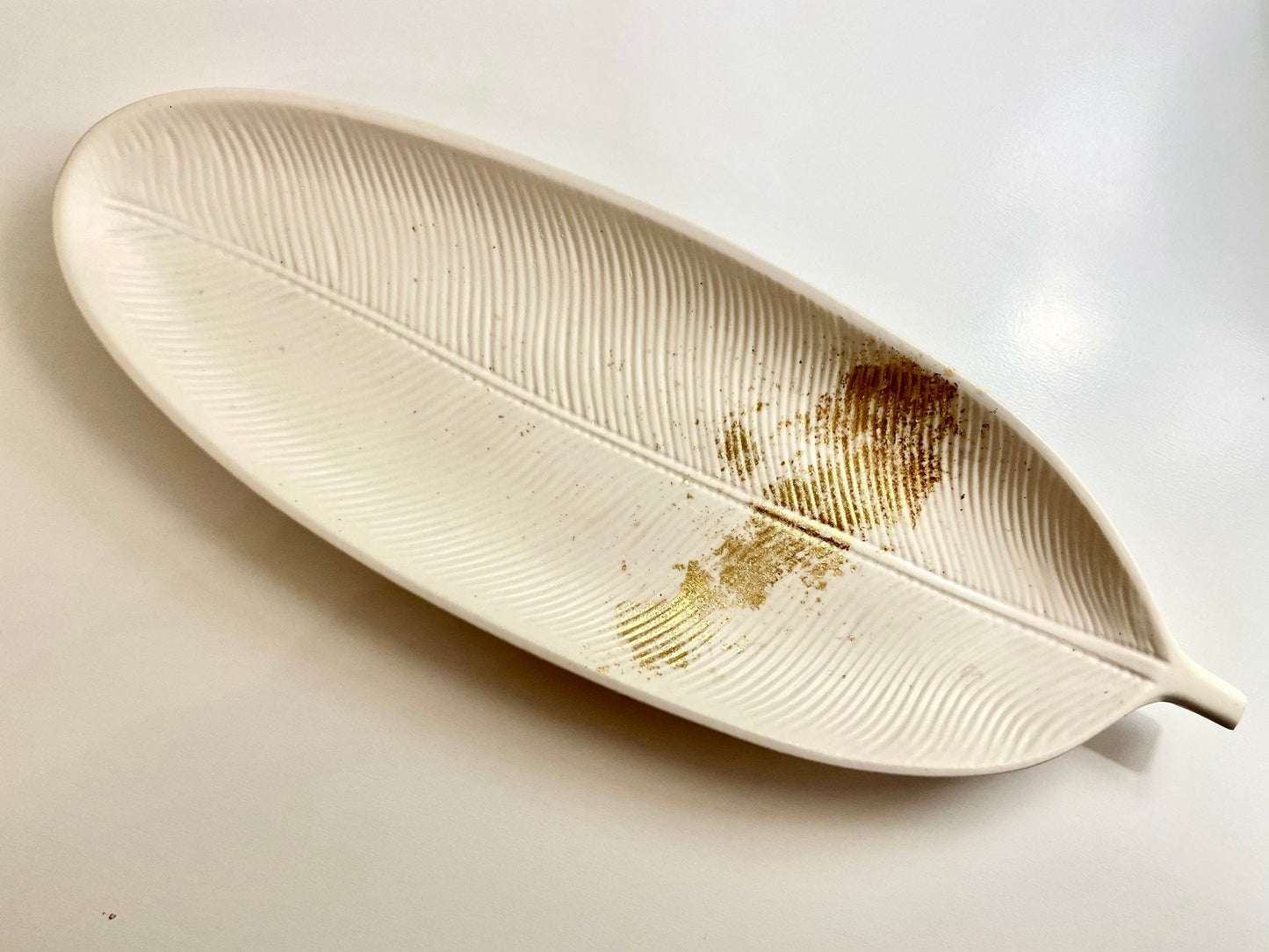 Golden Ivory Leaf Tray