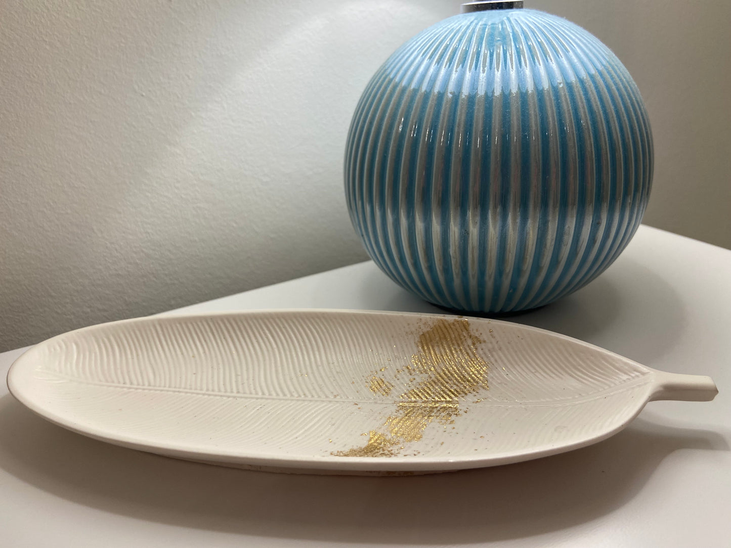 Golden Ivory Leaf Tray